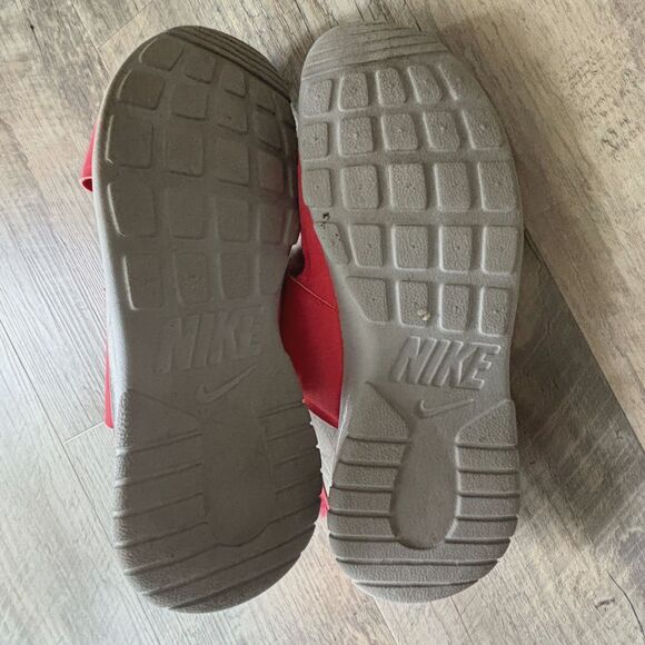 Nike Man's Size 10 Strap Hook Beach Shower Sandal - Picture 5 of 5